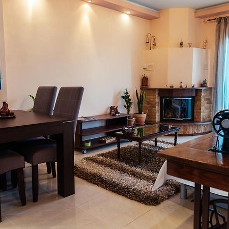 Cozy Place Near Historic Center 塞萨洛尼基 外观 照片