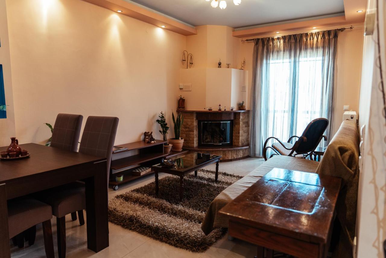 Cozy Place Near Historic Center 塞萨洛尼基 外观 照片